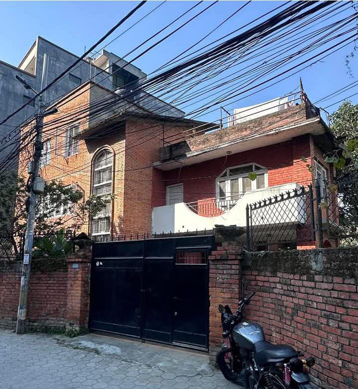 Buy Land, Get a House Free – Anamnagar