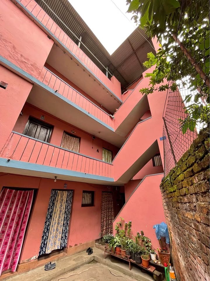 Semi-Commercial House for Sale – Kupondole