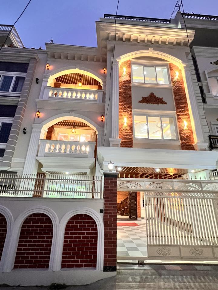 Full-Furnished Luxurious Semi-Bungalow for Sale in Cozy Homes