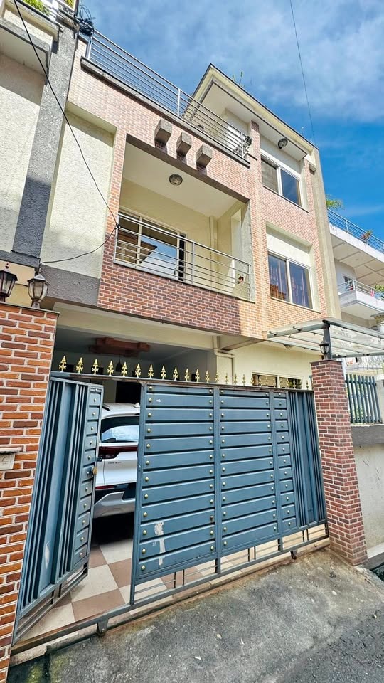 House for Sale near Green Line, Samakhusi