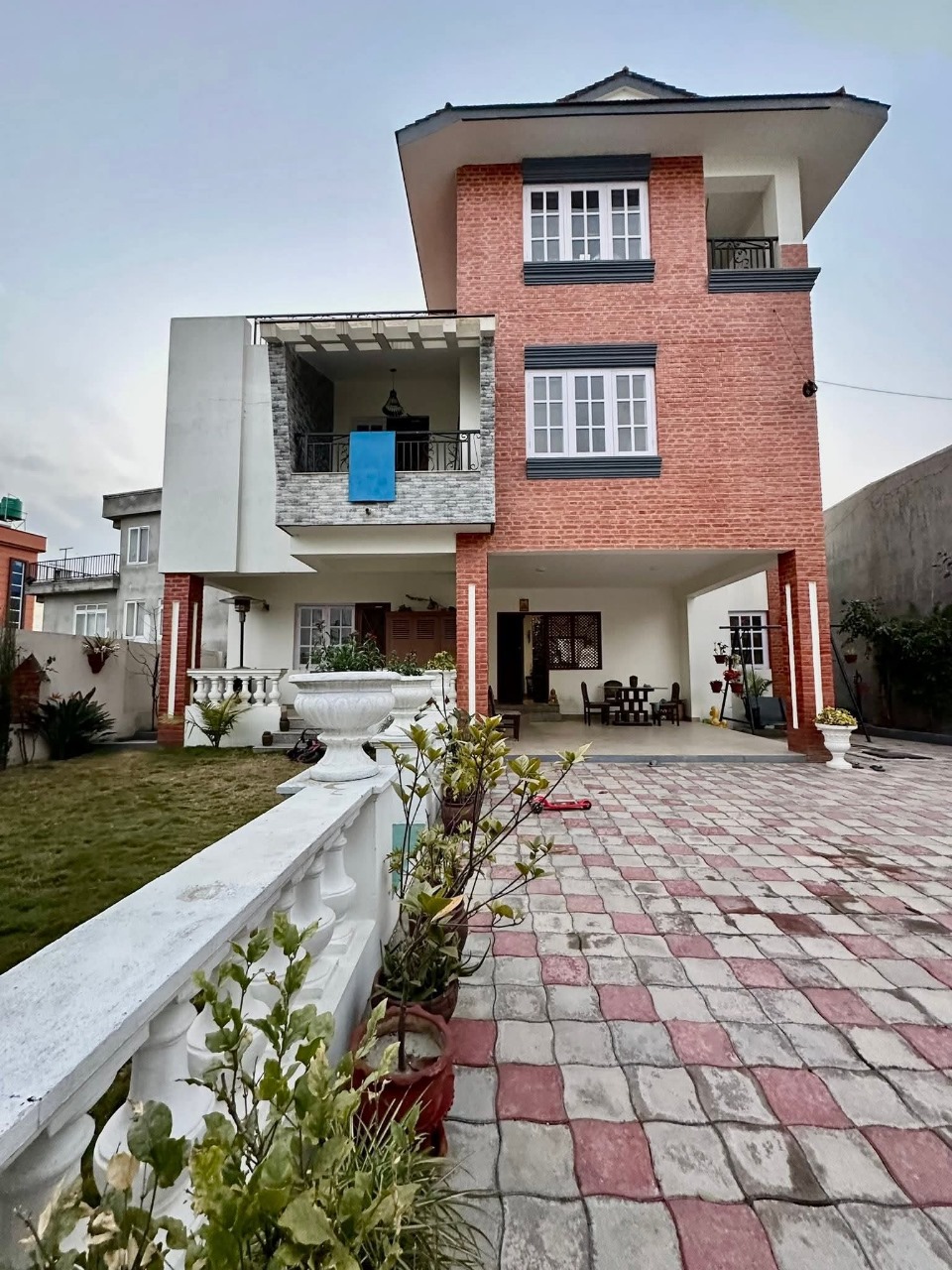Luxury Bungalow for Sale in Budhanilkantha, Pasikot