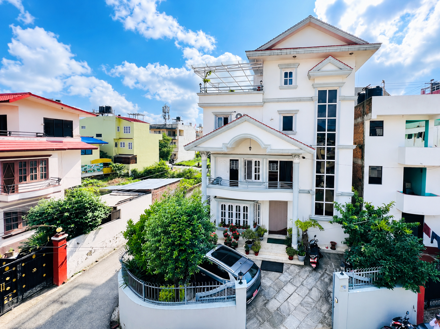 Perfect Bunglow in reserved location