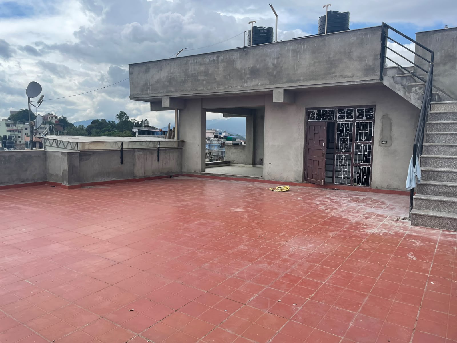 Commercial Space for Rent – Perfect for Restaurant/Café