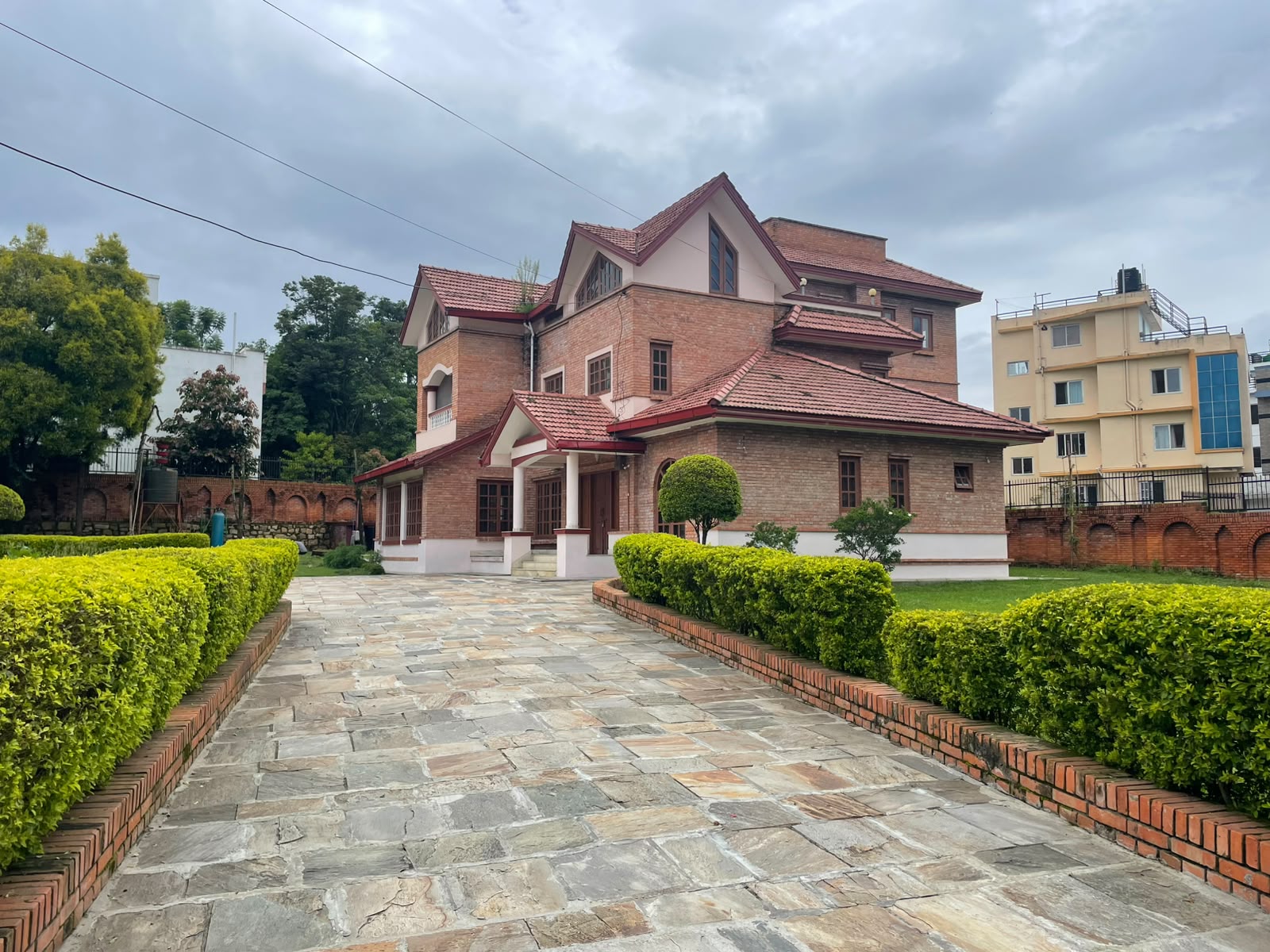 Marvelous Full house for rent with very beautiful two gardens in Nakhipot ,Lalitpur