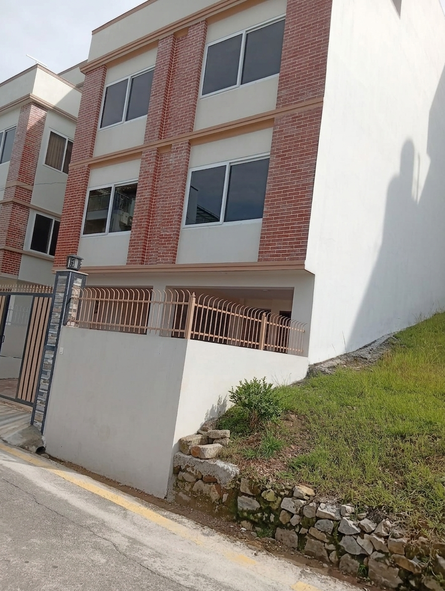 Bungalow for Sale in Bhaisepati
