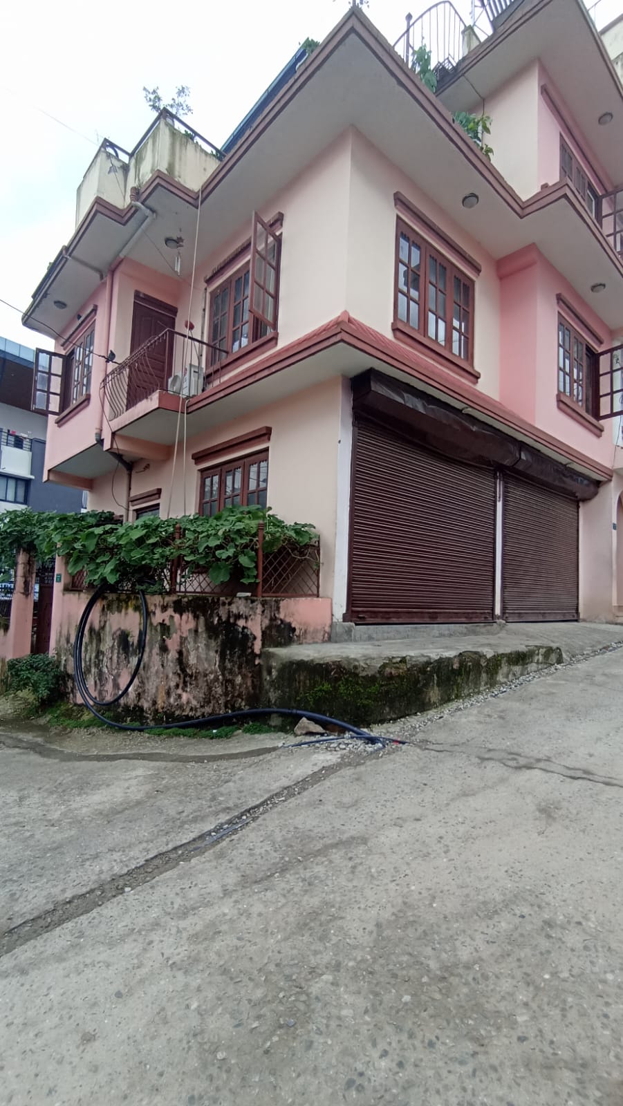 House for Sale – Naikap, Kalika Temple Area