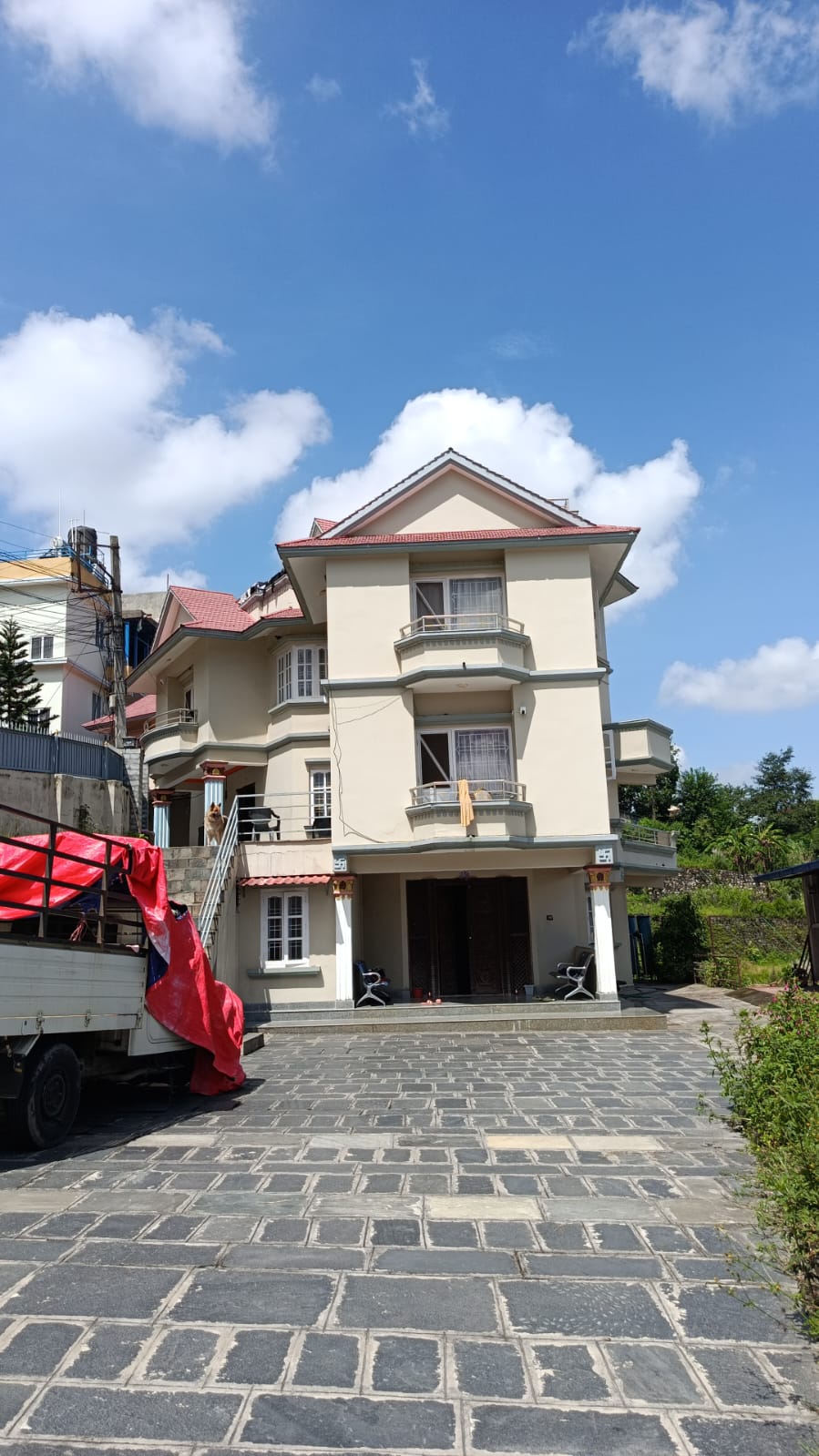Premium Bungalow & Land for Sale – Mandikatar Height